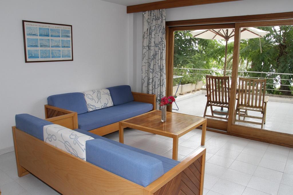 Apartamentos Marina Port de Pollenca Room photo